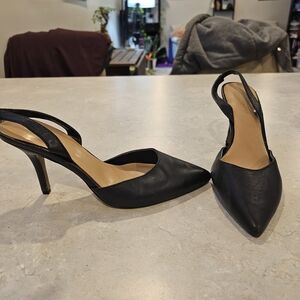 Nine West Black Pointed Slingback Heels